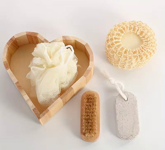 Wooden Heart Spa Kit